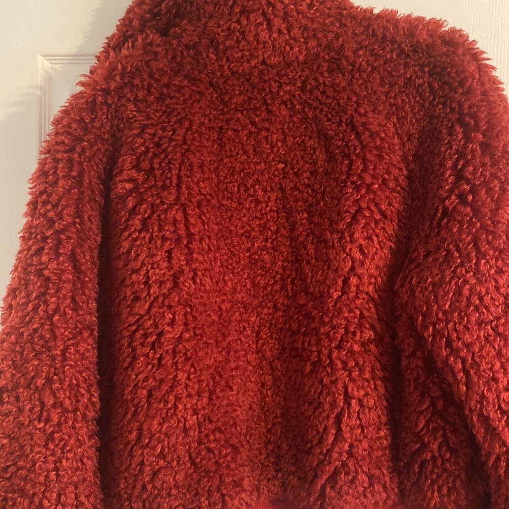 Red Sherpa jacket - Picture 3 of 3